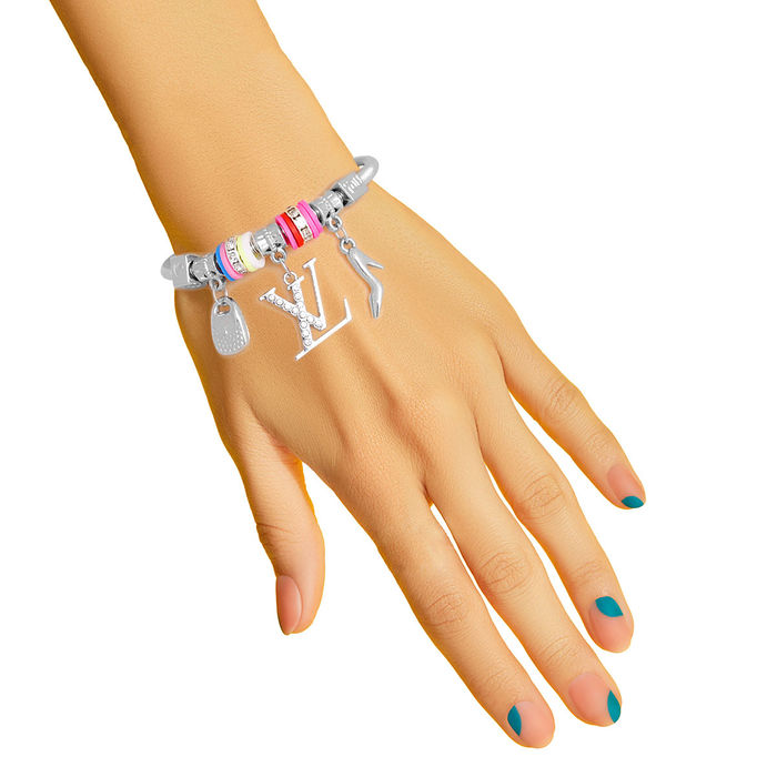 Louis Vuitton® LV Clic It Bracelet Rose. Size 17 | Braided leather, Womens  fashion jewelry, Bracelet collection